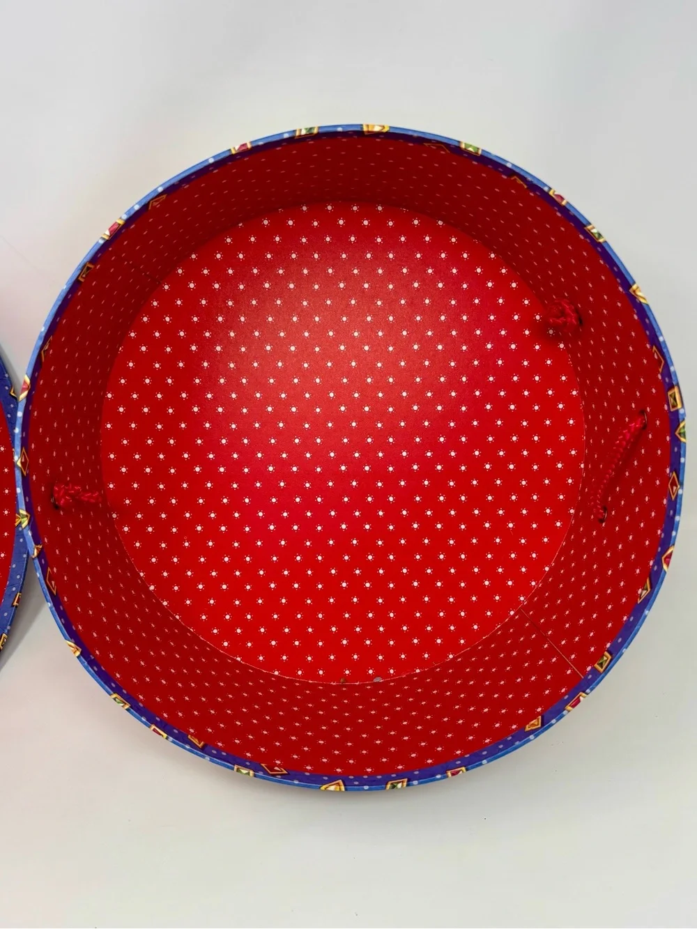 Mary Engelbreit The Queen of Everything Round Large Storage Hat Box Keepsakes